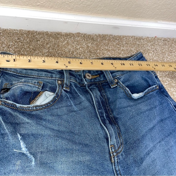 Kan Can jeans straight leg factory distressed holy 26" X 26" High rise FLAWED - Picture 4 of 10